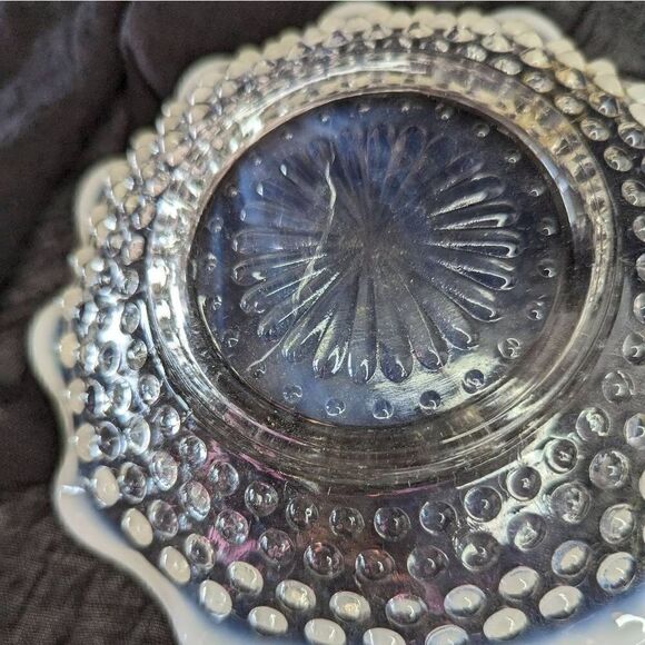 Poppytrail Ceramic 4 Set Plate Sunflower Bee Design - Picture 5 of 9